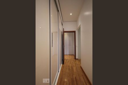 Apartamento à venda com 450m², 4 quartos e 5 vagas Apartamento à venda com 450m², 4 quartos e 5 vagasSuíte Principal