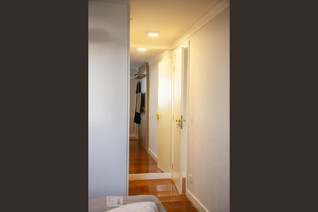 Apartamento à venda com 160m², 3 quartos e 2 vagas Apartamento à venda com 160m², 3 quartos e 2 vagasSuíte