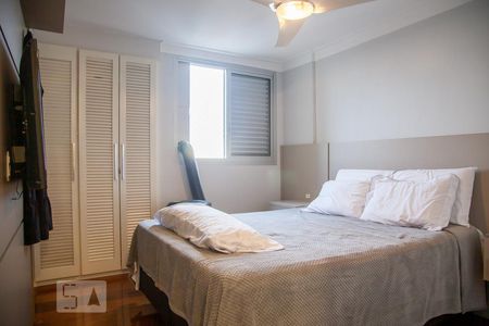 Apartamento à venda com 160m², 3 quartos e 2 vagas Apartamento à venda com 160m², 3 quartos e 2 vagasSuíte