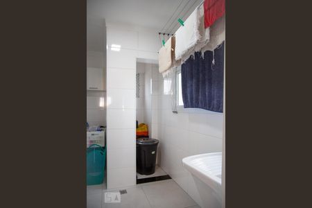 Apartamento à venda com 160m², 3 quartos e 2 vagas Apartamento à venda com 160m², 3 quartos e 2 vagasLavanderia