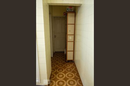 Casa à venda com 450m², 3 quartos e 8 vagas Casa à venda com 450m², 3 quartos e 8 vagasCorredor