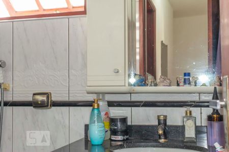 Casa à venda com 226m², 3 quartos e 3 vagasBanheiro