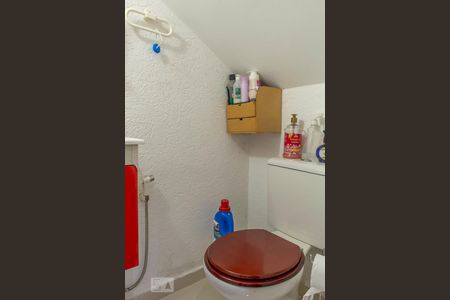 Casa à venda com 226m², 3 quartos e 3 vagasLavabo