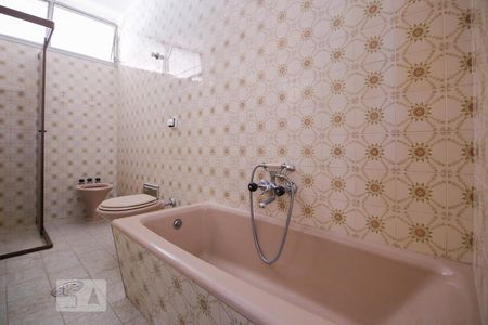 Apartamento para alugar com 170m², 3 quartos e 2 vagas Apartamento para alugar com 170m², 3 quartos e 2 vagasBanheiro Social