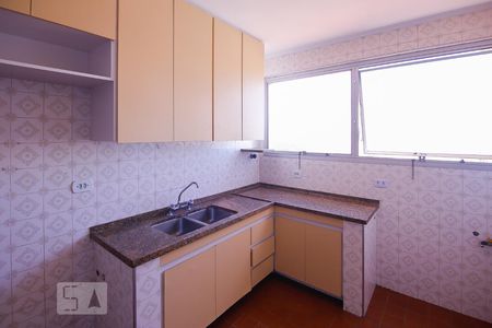 Apartamento para alugar com 170m², 3 quartos e 2 vagas Apartamento para alugar com 170m², 3 quartos e 2 vagasCozinha