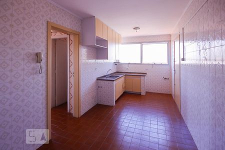 Apartamento para alugar com 170m², 3 quartos e 2 vagas Apartamento para alugar com 170m², 3 quartos e 2 vagasCozinha