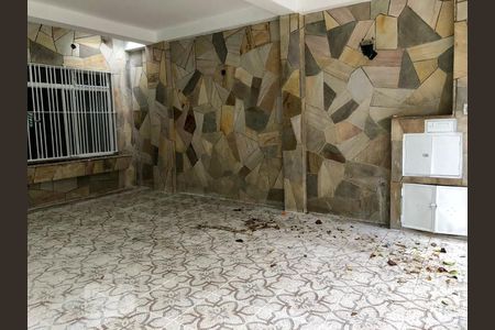 Casa à venda com 220m², 3 quartos e 2 vagas Casa à venda com 220m², 3 quartos e 2 vagasGaragem
