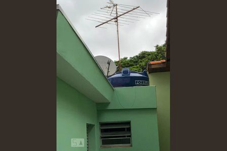 Casa à venda com 220m², 3 quartos e 2 vagas Casa à venda com 220m², 3 quartos e 2 vagasQuintal