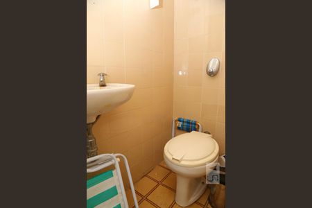 Apartamento à venda com 110m², 3 quartos e 2 vagasBanheiro de Serviço