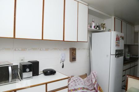 Apartamento à venda com 110m², 3 quartos e 2 vagasCozinha