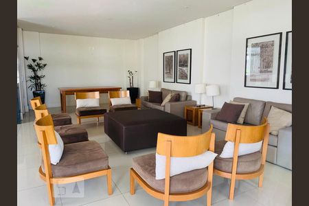 Apartamento à venda com 94m², 3 quartos e 2 vagasSalão de Festas