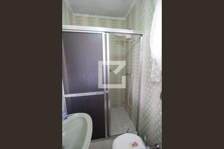 Casa à venda com 220m², 3 quartos e 2 vagasBanheiro 2