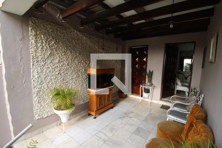 Casa à venda com 220m², 3 quartos e 2 vagasÁrea Comum 