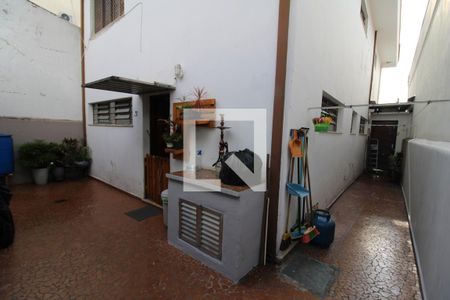 Casa à venda com 220m², 3 quartos e 2 vagasÁrea de Serviço