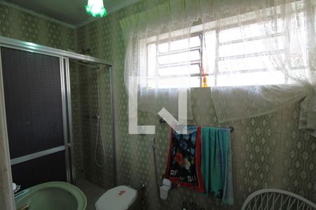 Casa à venda com 220m², 3 quartos e 2 vagasBanheiro 2