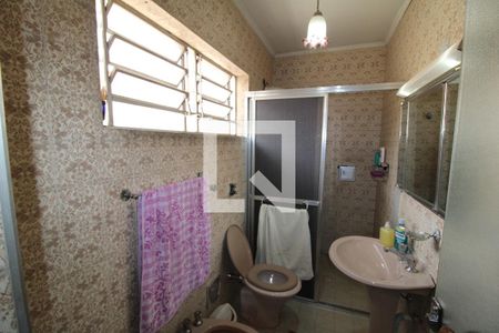 Casa à venda com 220m², 3 quartos e 2 vagasQuarto 2 - Banheiro