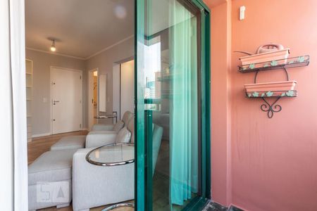 Varanda de kitnet/studio para alugar com 1 quarto, 45m² em Itaim Bibi, São Paulo