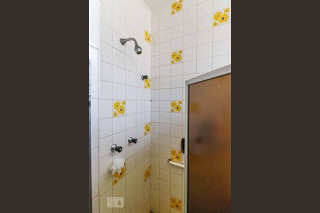 Casa à venda com 511m², 4 quartos e 6 vagas Casa à venda com 511m², 4 quartos e 6 vagasBanheiro