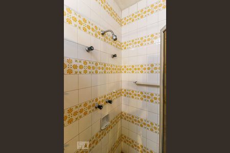 Casa à venda com 511m², 4 quartos e 6 vagas Casa à venda com 511m², 4 quartos e 6 vagasBanheiro Suíte 1