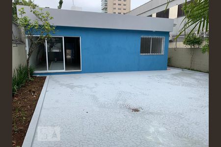 Casa à venda com 400m², 6 quartos e 4 vagas Casa à venda com 400m², 6 quartos e 4 vagasÁrea Externa