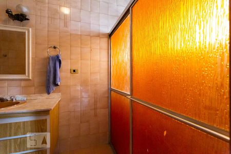 Casa à venda com 420m², 4 quartos e 2 vagasBanheiro