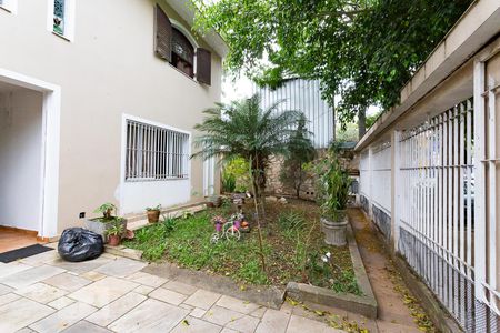 Casa à venda com 420m², 4 quartos e 2 vagasFachada
