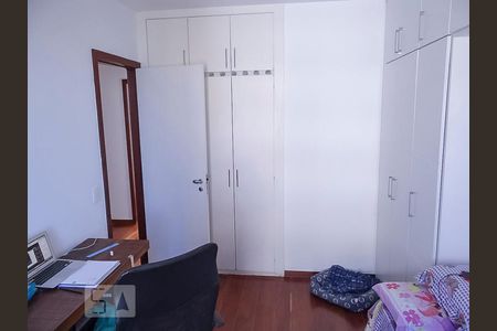 Apartamento à venda com 180m², 4 quartos e 2 vagasQuarto 3