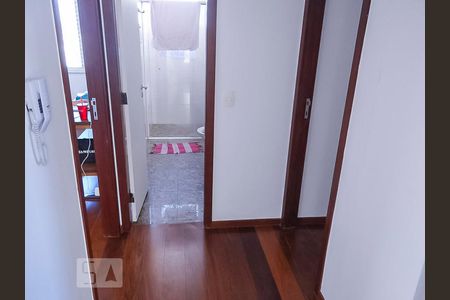 Apartamento à venda com 180m², 4 quartos e 2 vagasCorredor