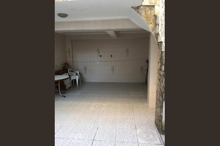 Casa à venda com 150m², 3 quartos e 2 vagasQuintal