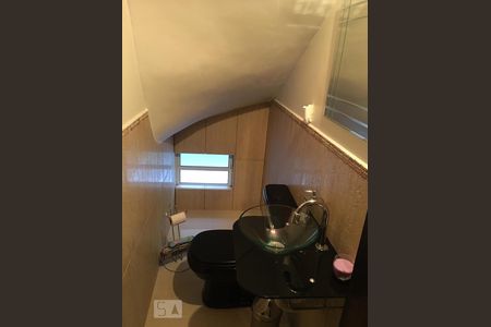 Casa à venda com 150m², 3 quartos e 2 vagasLavabo