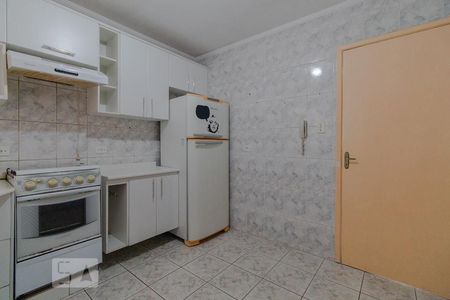 Cozinha de casa de condomínio para alugar com 2 quartos, 63m² em Vila Aricanduva, São Paulo