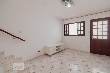 Sala de casa de condomínio para alugar com 2 quartos, 63m² em Vila Aricanduva, São Paulo