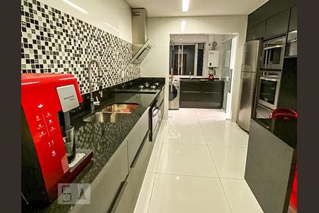 Cozinha de apartamento para alugar com 3 quartos, 108m² em Vila Regente Feijó, São Paulo