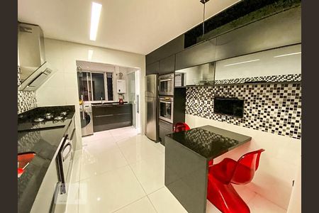 Cozinha de apartamento para alugar com 3 quartos, 108m² em Vila Regente Feijó, São Paulo