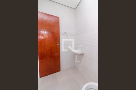 Banheiro de casa de condomínio para alugar com 1 quarto, 60m² em Penha de França, São Paulo