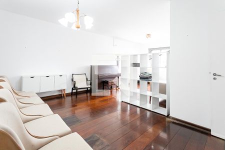 Sala de apartamento para alugar com 2 quartos, 90m² em Cerqueira César, São Paulo