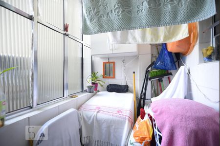 Apartamento à venda com 42m², 1 quarto e sem vagaÁrea de Serviço