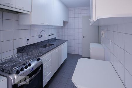 Apartamento para alugar com 70m², 2 quartos e 1 vaga Apartamento para alugar com 70m², 2 quartos e 1 vagaCozinha