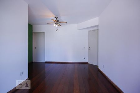 Sala de apartamento para alugar com 2 quartos, 70m² em Bela Aliança, São Paulo