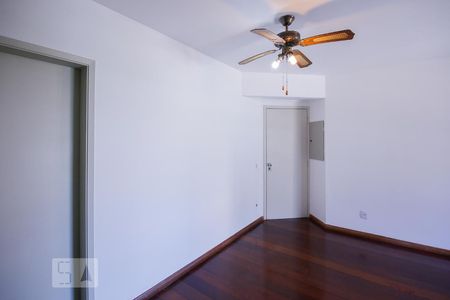 Sala de apartamento para alugar com 2 quartos, 70m² em Bela Aliança, São Paulo