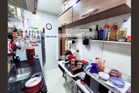 Apartamento à venda com 47m², 2 quartos e 1 vagaCozinha 