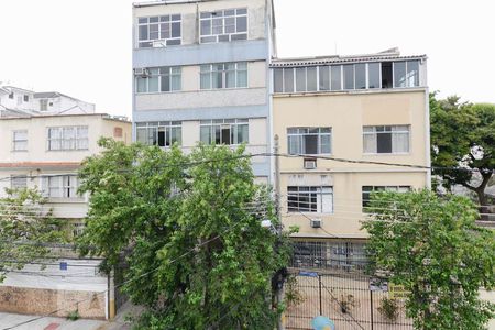 Apartamento à venda com 400m², 4 quartos e 3 vagas Apartamento à venda com 400m², 4 quartos e 3 vagasVista Quarto 3 terceiro andar