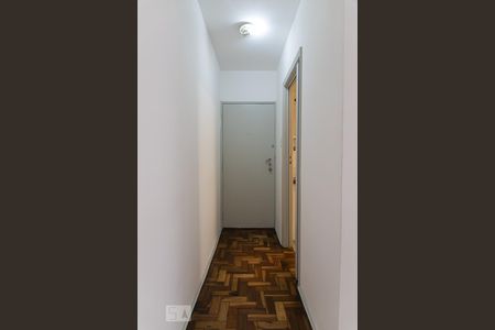 Corredor de apartamento à venda com 2 quartos, 64m² em Bela Vista, São Paulo