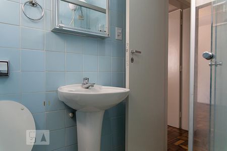 Banheiro de apartamento à venda com 2 quartos, 64m² em Bela Vista, São Paulo