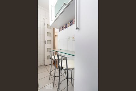 Apartamento à venda com 55m², 2 quartos e 1 vagaCozinha