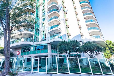 Apartamento para alugar com 370m², 5 quartos e 3 vagasFachada do Prédio