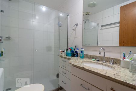 Apartamento para alugar com 370m², 5 quartos e 3 vagasBanheiro Social
