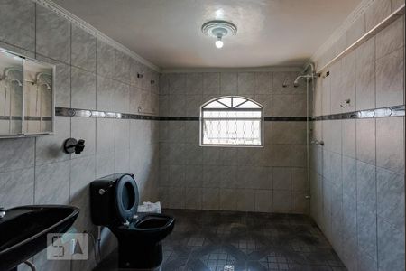 Casa à venda com 400m², 8 quartos e 4 vagasBanheiro da Suíte 1