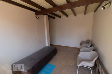 Casa à venda com 500m², 4 quartos e 12 vagas Casa à venda com 500m², 4 quartos e 12 vagasSala piso inferior
