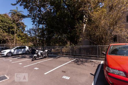 Garagem de apartamento para alugar com 2 quartos, 42m² em Trevo, Belo Horizonte